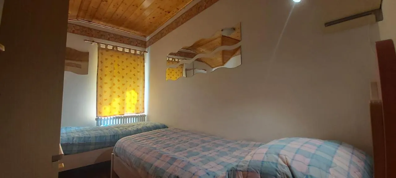 Casa Al Lago Tra Le Dolomiti Apartment Pieve di Cadore Italy