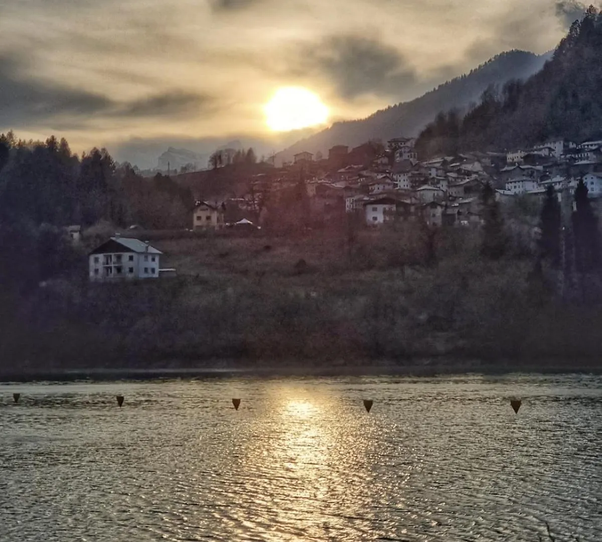 Casa Al Lago Tra Le Dolomiti Apartment Pieve di Cadore